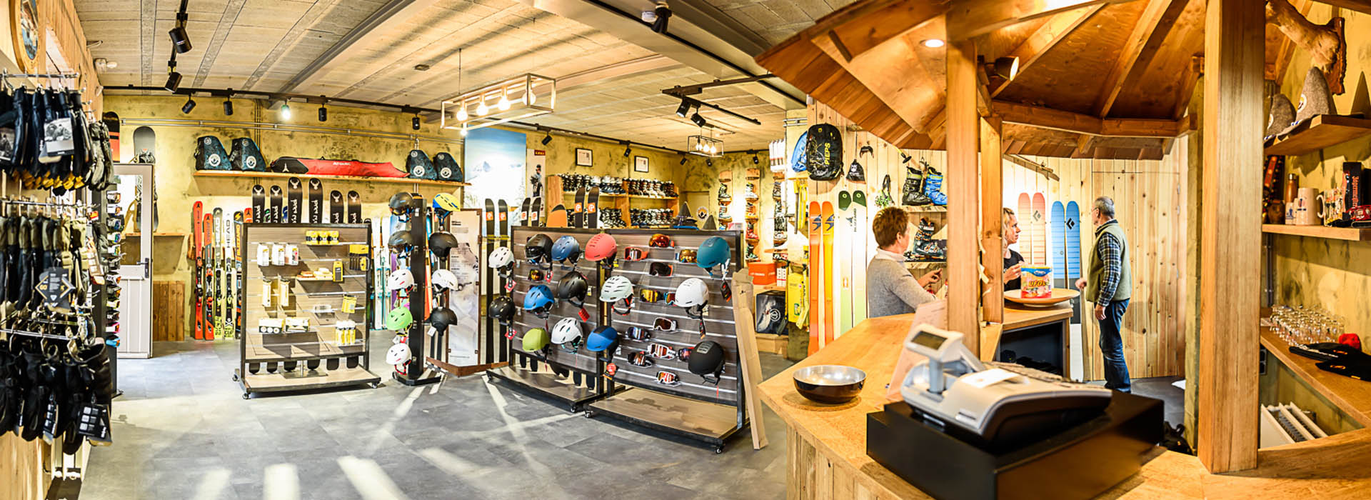 Skipastory - Speciaalzaak ski materiaal - Verkoop, verhuur & onderhoud